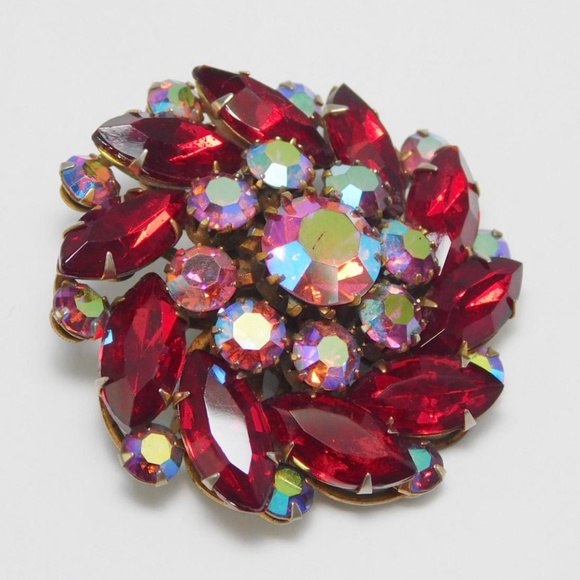 Rare - Vintage 1950’s Weiss Jewelry Red AB Rhinestone Brooch - Picture 2 of 3